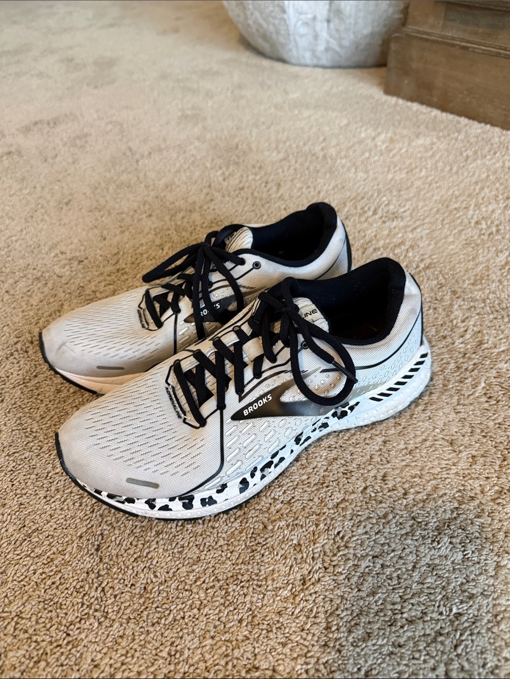 Brooks Adrenaline 21